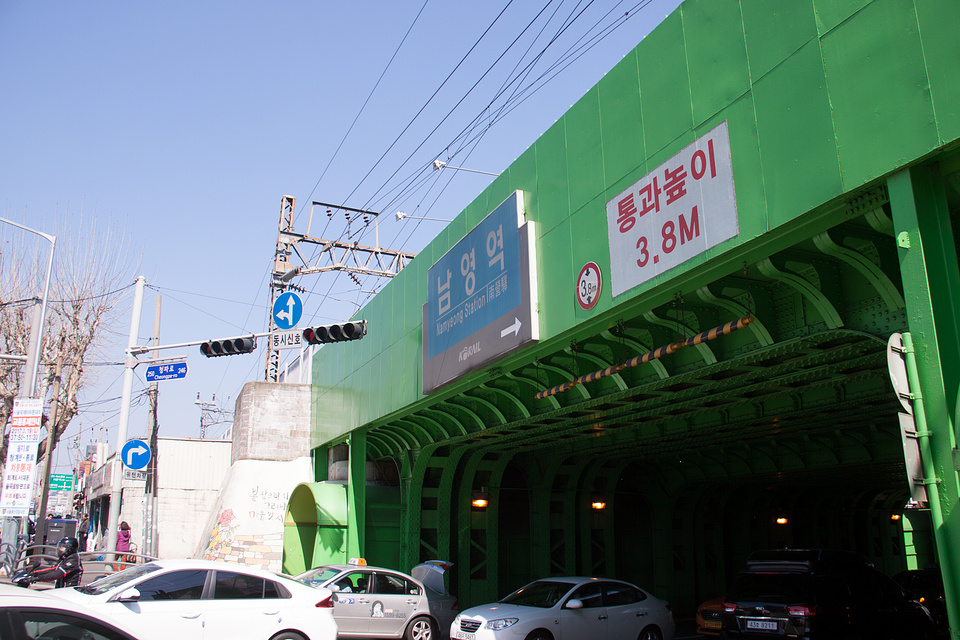 駅入口（西側）