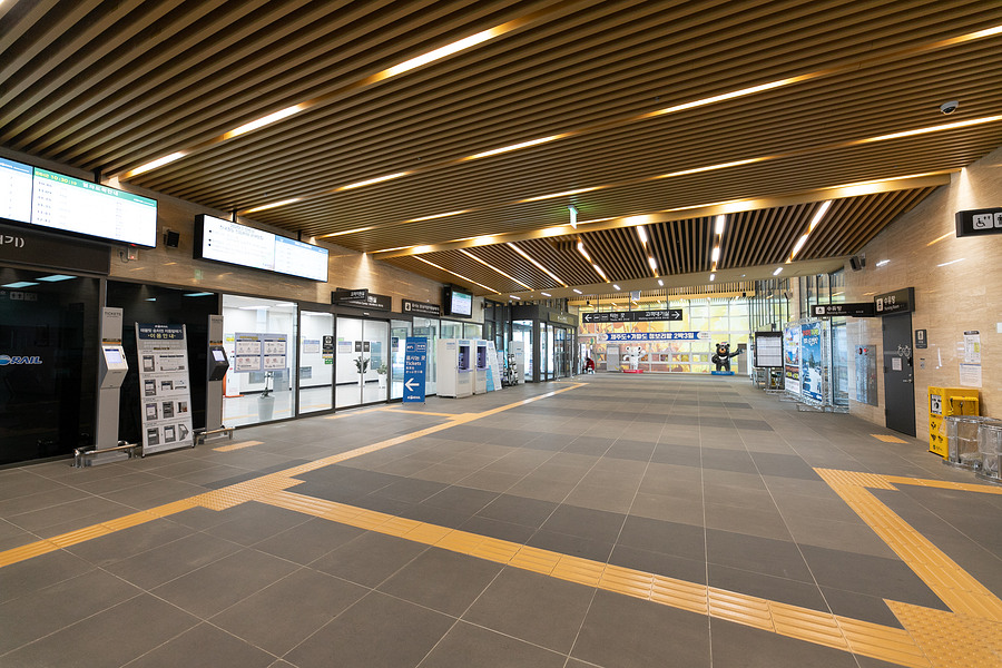 駅構内